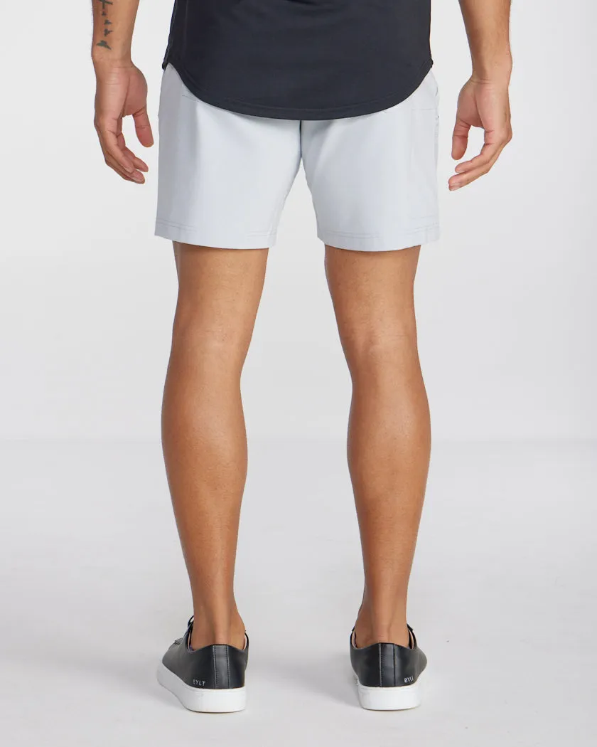 Everyday Short 2.0 <!-- Size 31 -->