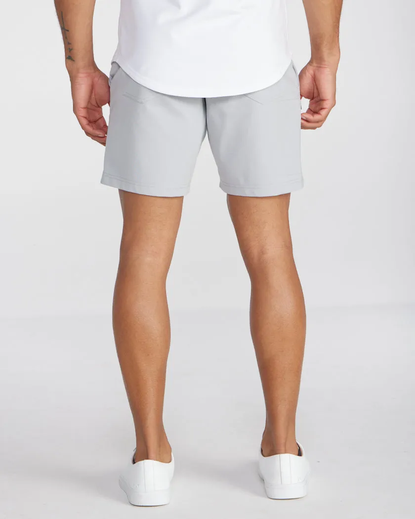 Everyday Short 2.0 <!-- Size 31 -->