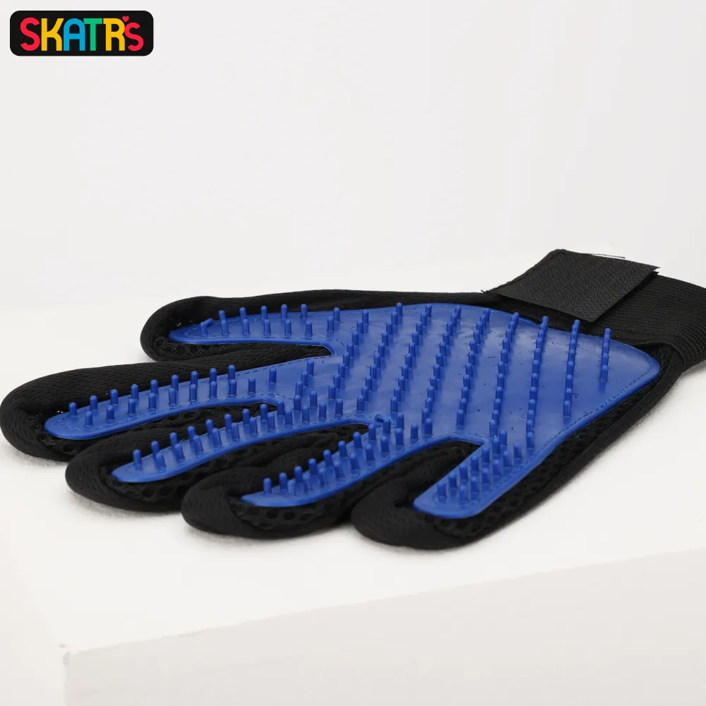 Skatrs Mess Free Deshedding Grooming Gloves for Dogs and Cats (Blue)