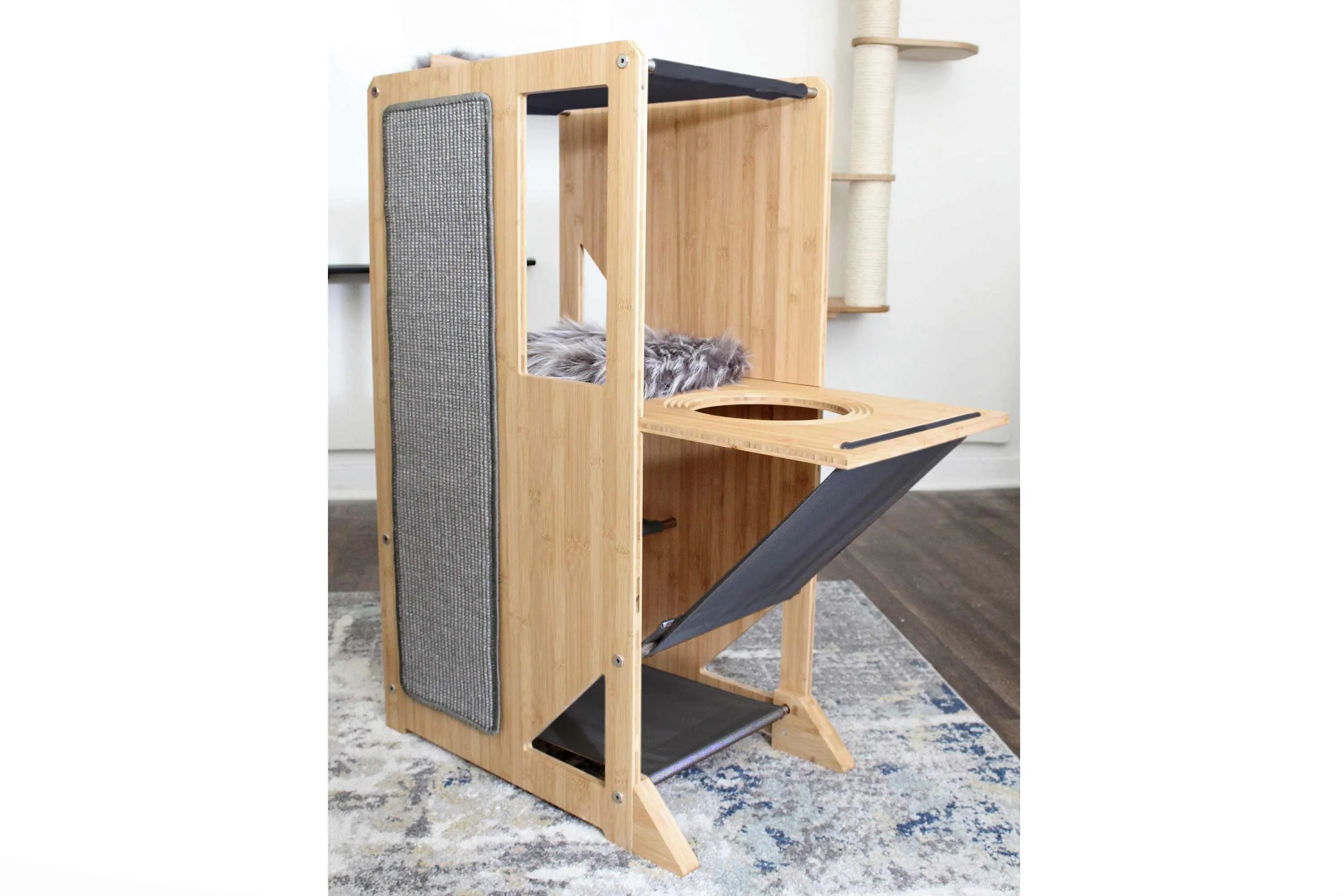 The Overlook - A Cat Tree For Large Cats